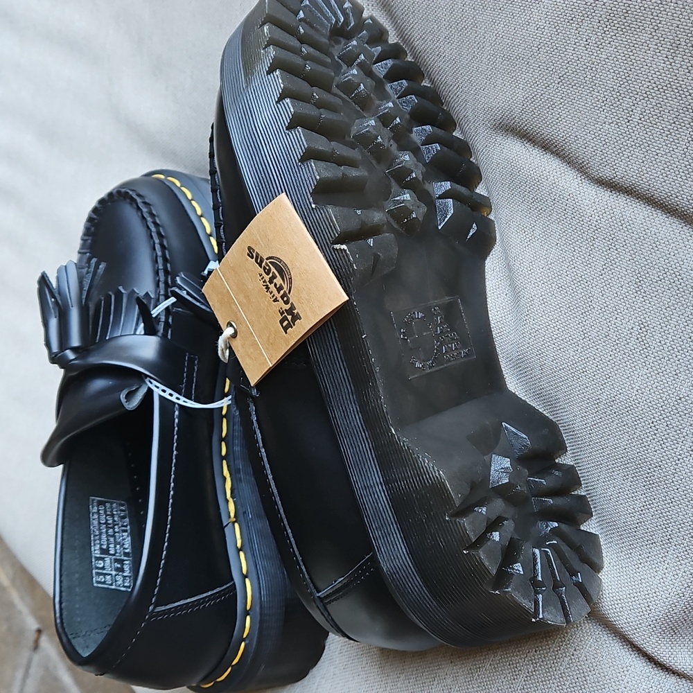Dr Martens Adrian Quad Platform Tassel Loafers Black Leather- Unisex M6, W7 - Picture 5 of 10